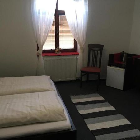 Penzion A Pivnice Varna Velká Bystřice Eksteriør billede