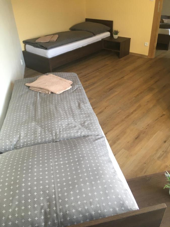Penzion A Pivnice Varna Velká Bystřice Eksteriør billede